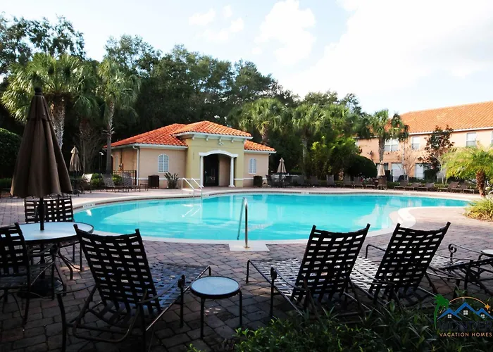 Family Friendly Four Bedrooms 5145