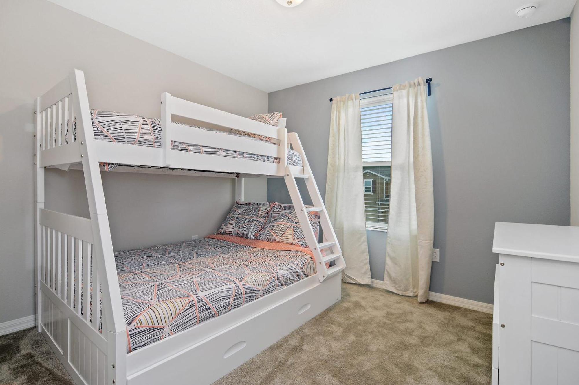 Ferienhaus Family Friendly Four Bedrooms 5145